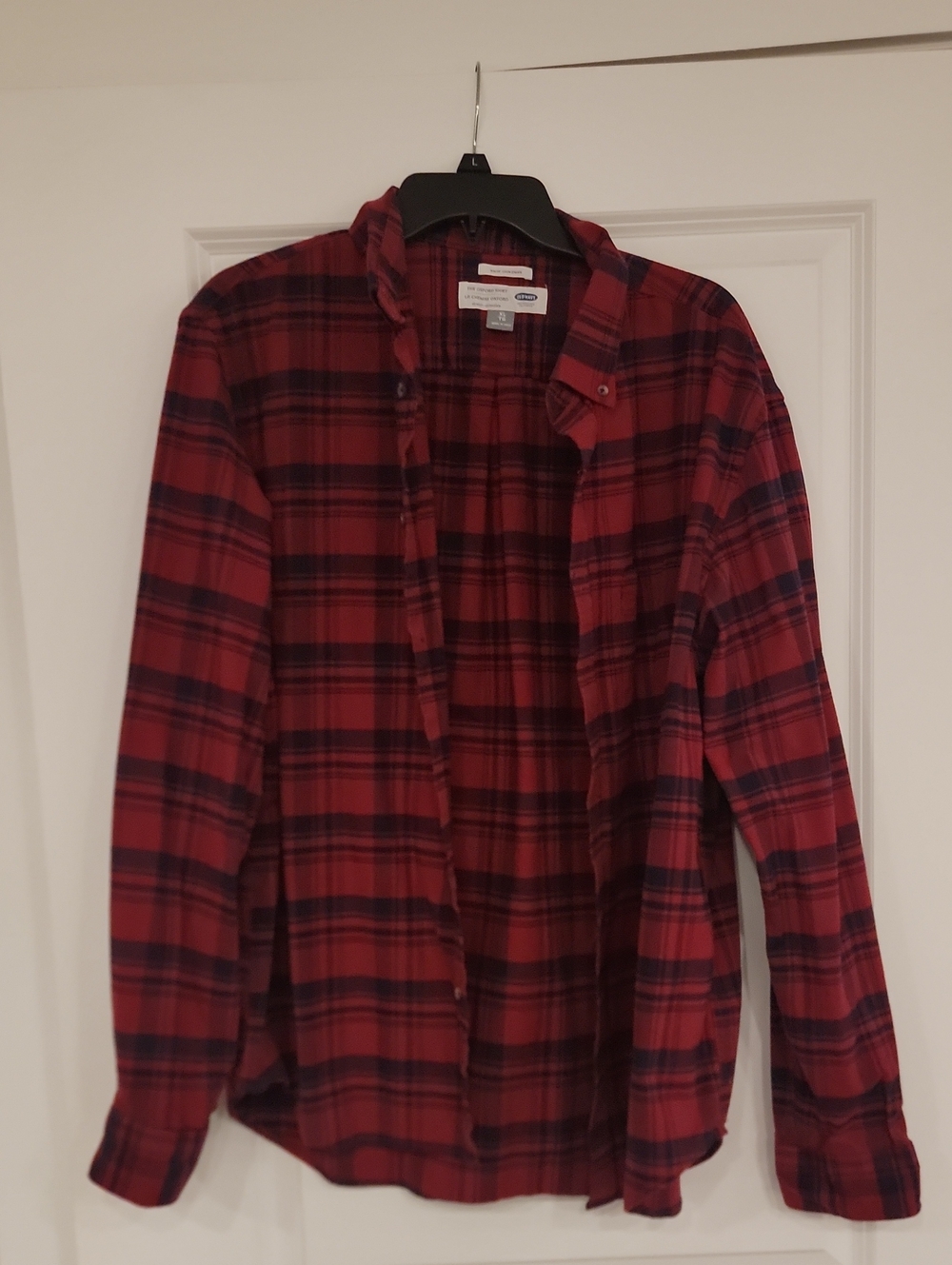 Old Navy Red and Navy Plaid Casual Button-Down Shirt